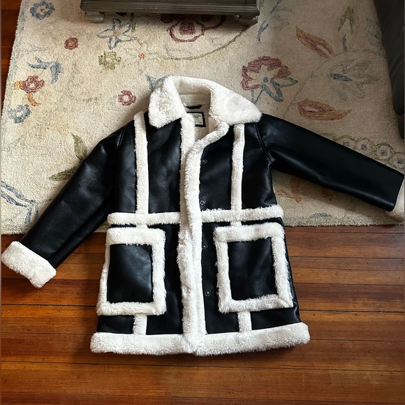 Abercrombie & Fitch Black and Cream Shearling Jacket - Picture 2 of 9